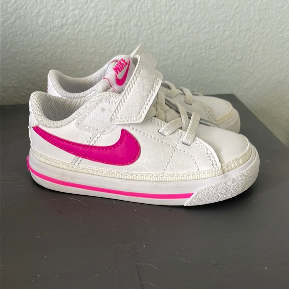 Nike Toddler White and Pink Sneakers